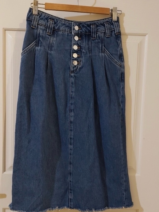 Pilcro Dresses & Skirts - Pilcro straight denim button up skirt size 0 raw hem